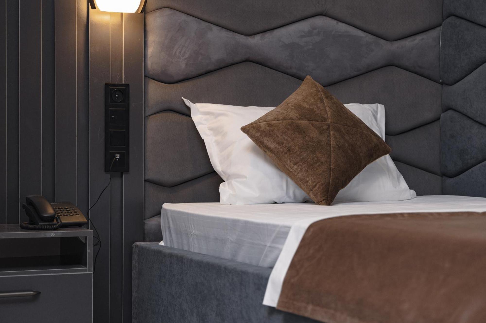Art Royal Hotel Ташкент Екстериор снимка
