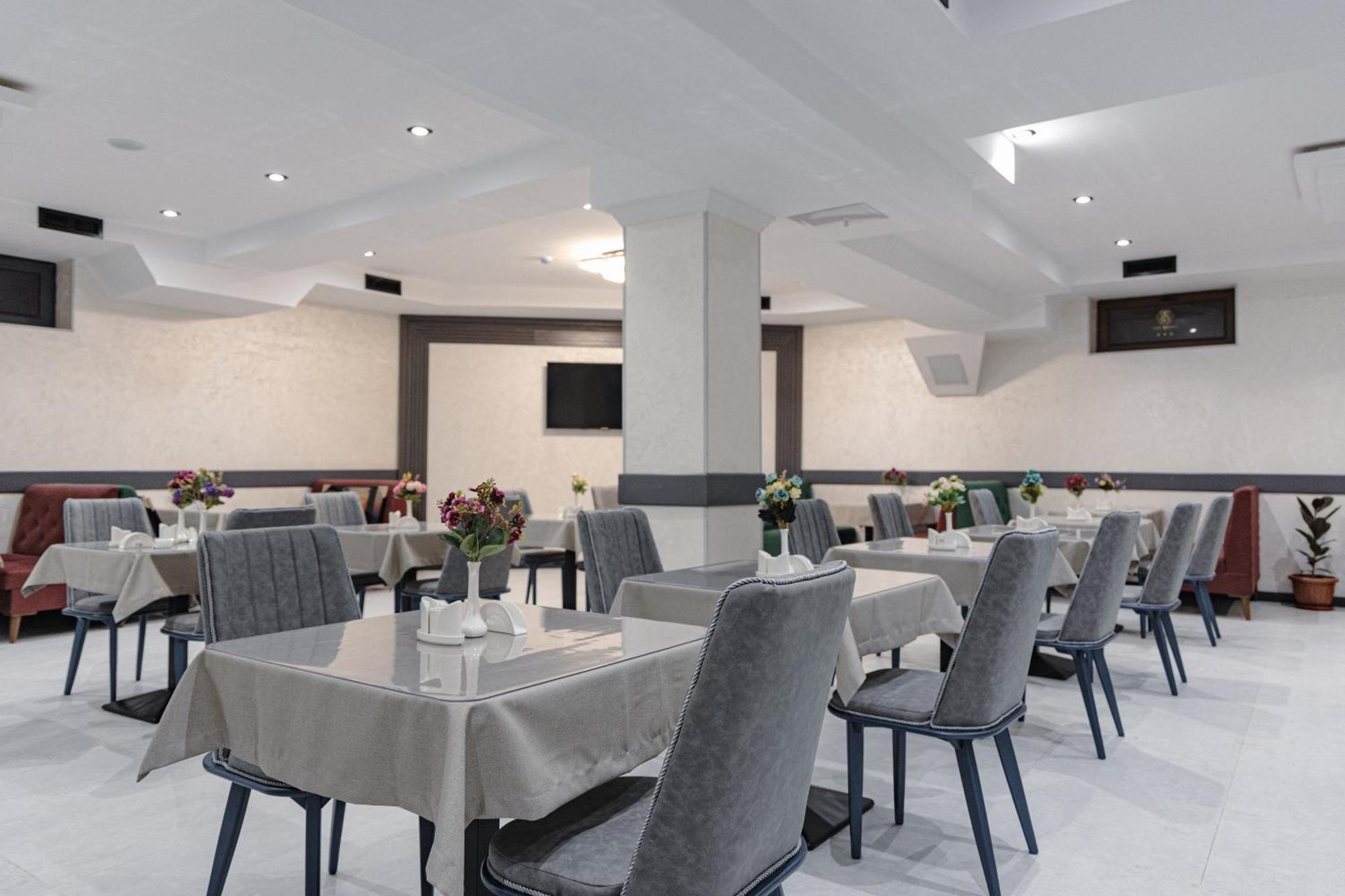 Art Royal Hotel Ташкент Екстериор снимка