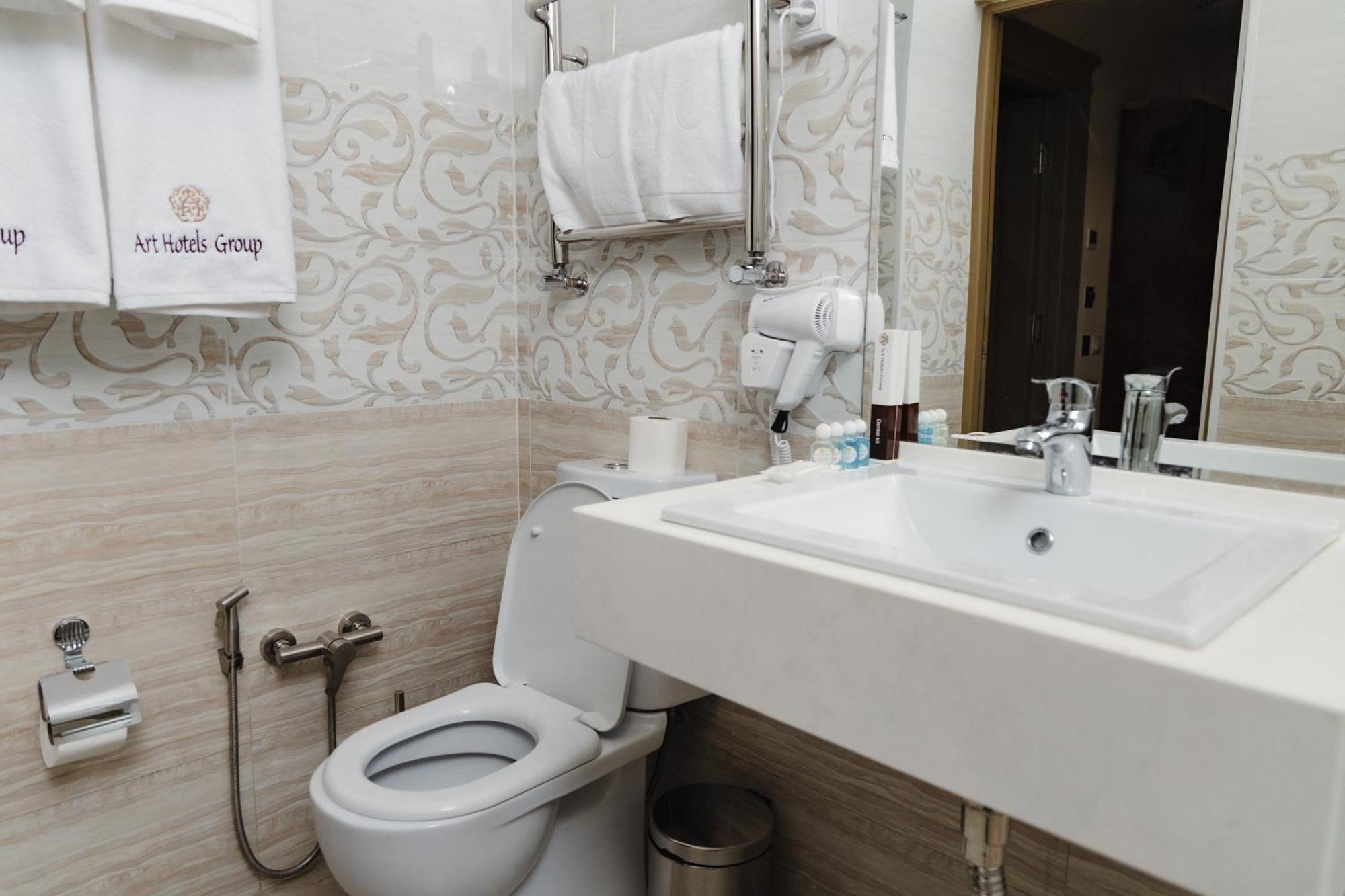 Art Royal Hotel Ташкент Екстериор снимка