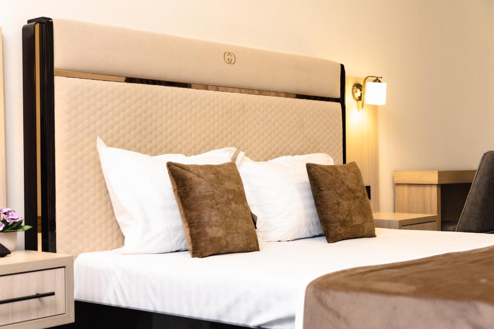 Art Royal Hotel Ташкент Екстериор снимка