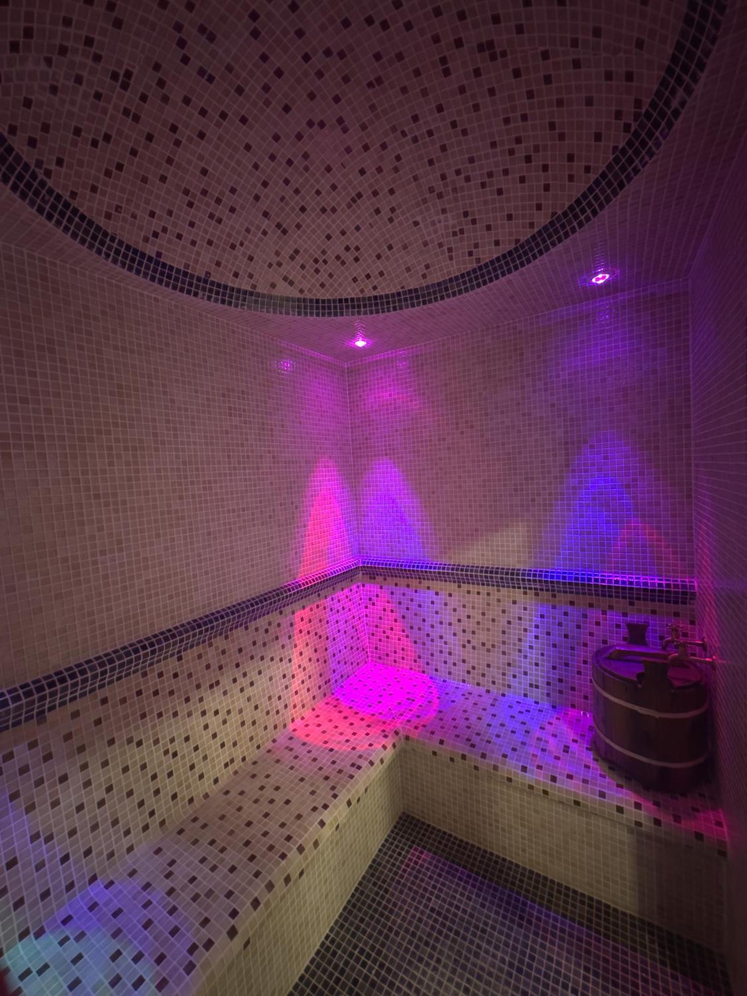 Art Royal Hotel Ташкент Екстериор снимка
